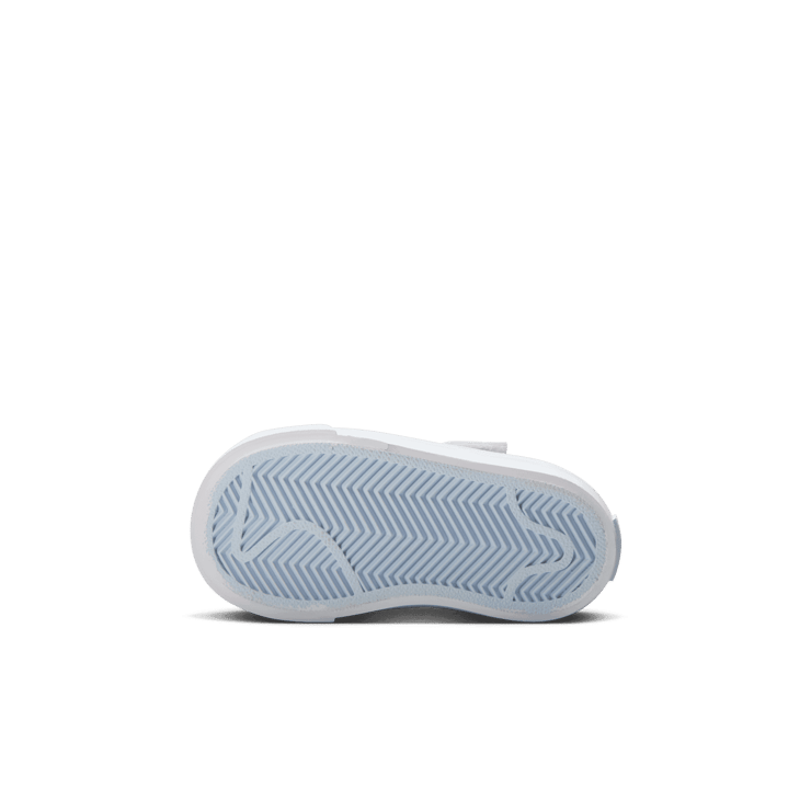Nike Court Legacy Angle 0