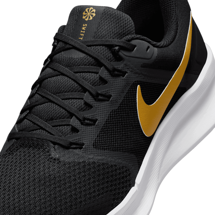 Nike Run Swift 3 Road Angle 4