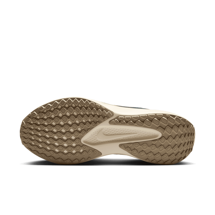 Nike Quest 6 Road Angle 0