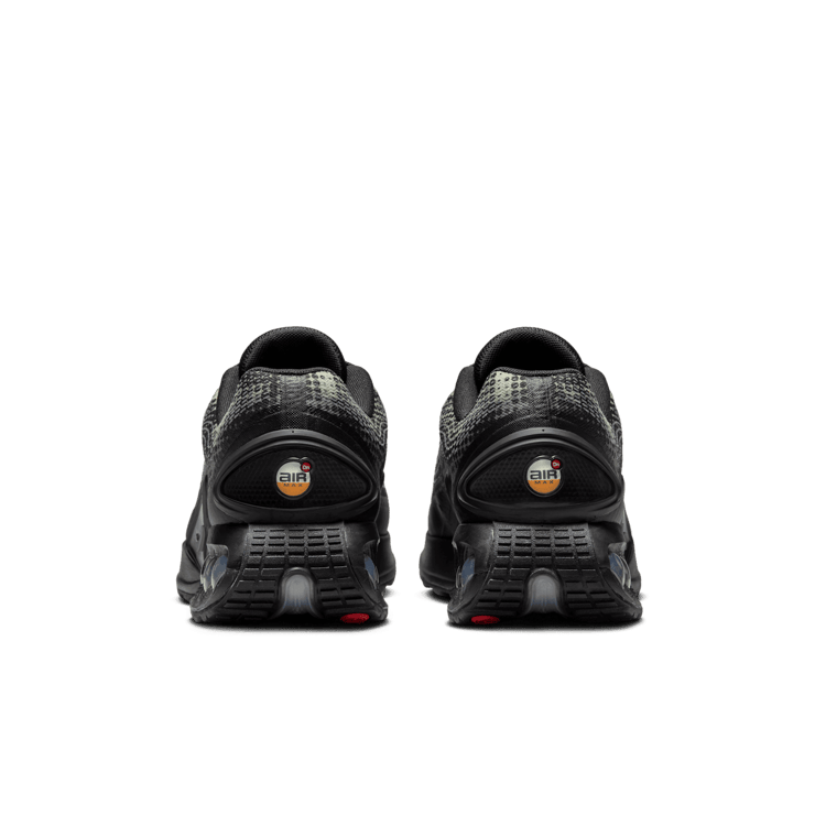Nike Air Max DN 'Olive Aura Camo' Angle 3