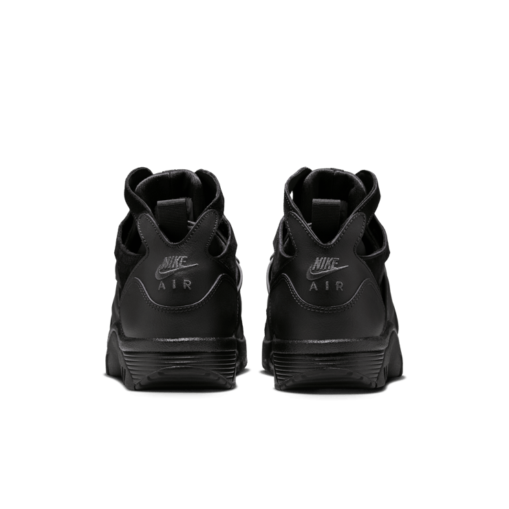 Nike Air Trainer Huarache Triple Black Angle 0
