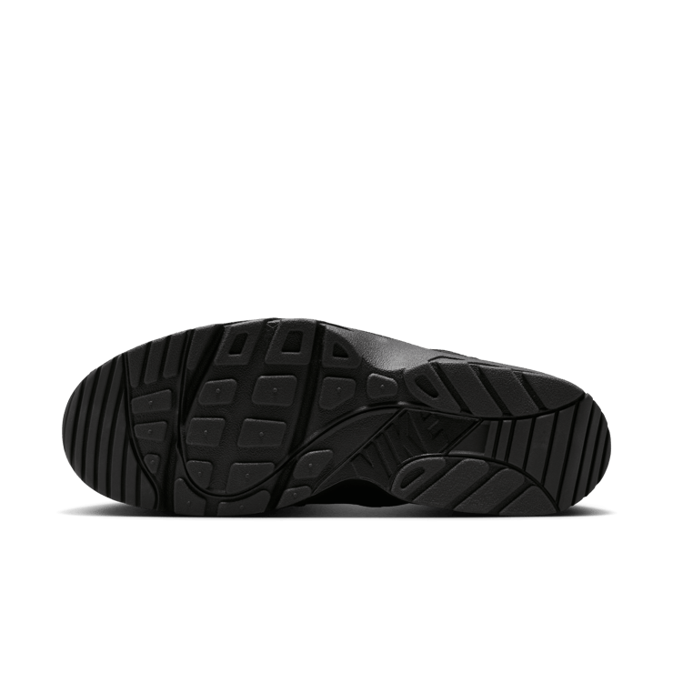 Nike Air Trainer Huarache Triple Black Angle 1
