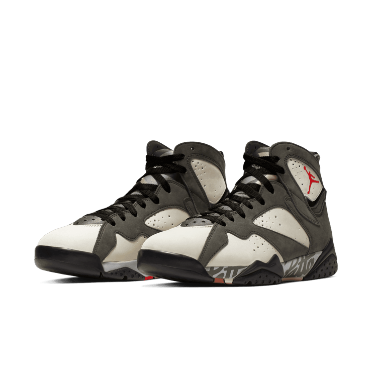 Jordan 7 Retro Patta Icicle Angle 2