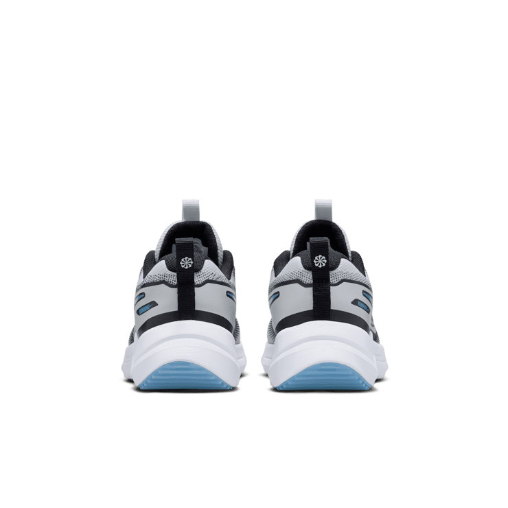 Nike Cosmic Runner Road Angle 3