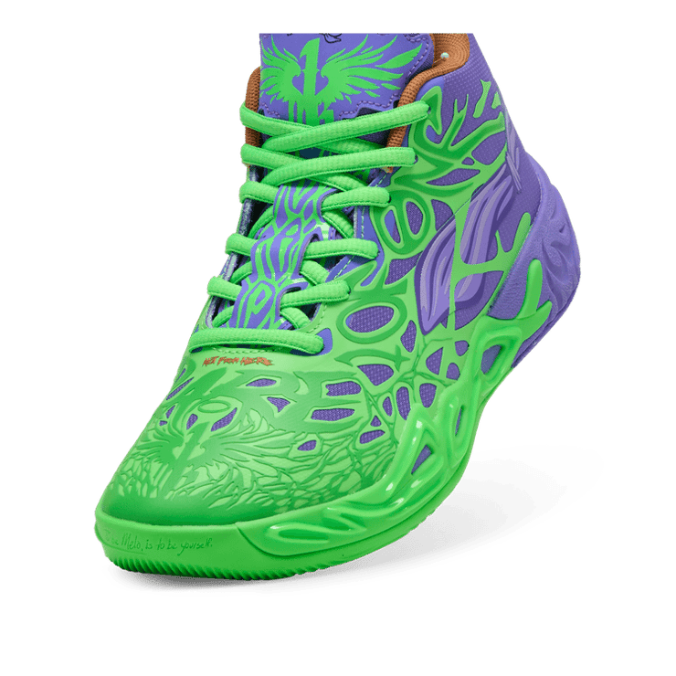 PUMA HOO x TMNT MB.04 R&D Basketball in Green (PS) (GS) Angle 2