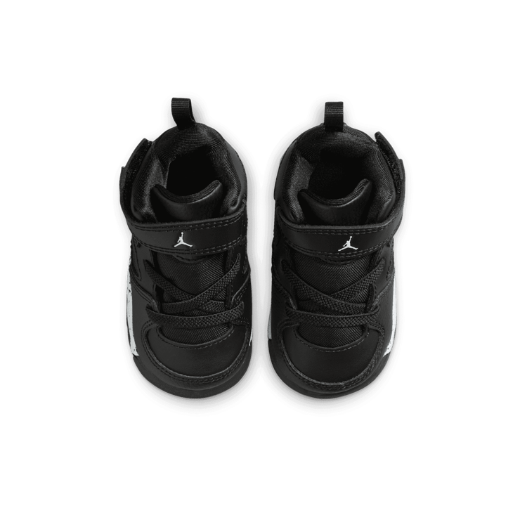 Jordan Flight Club '91 in Black | DM1687-001 (TD) Angle 1