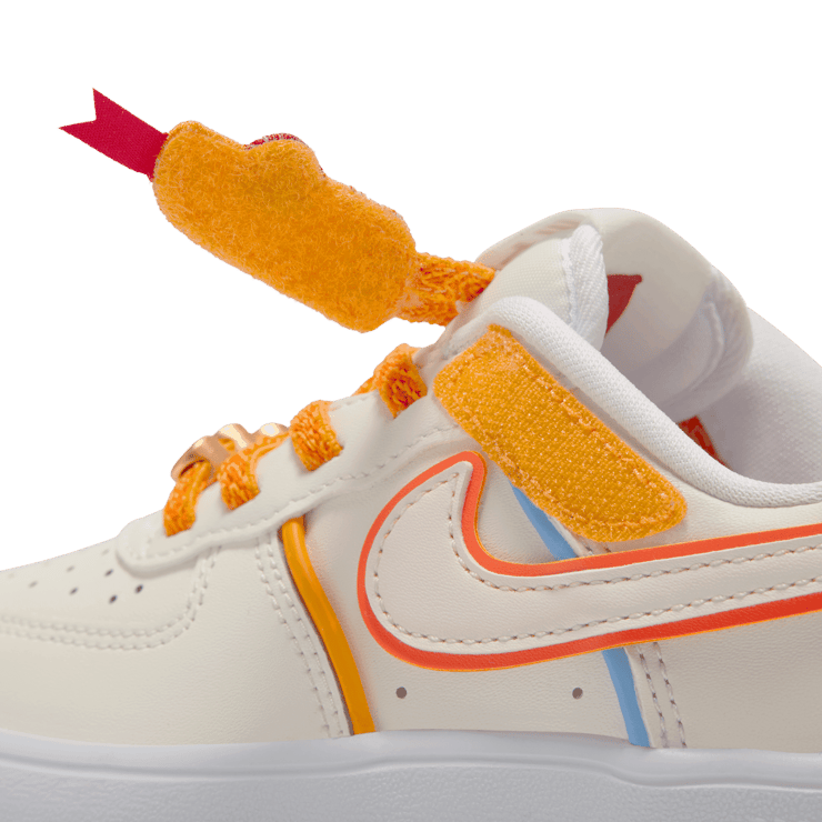 Nike Force 1 Low LV8 EasyOn Angle 6