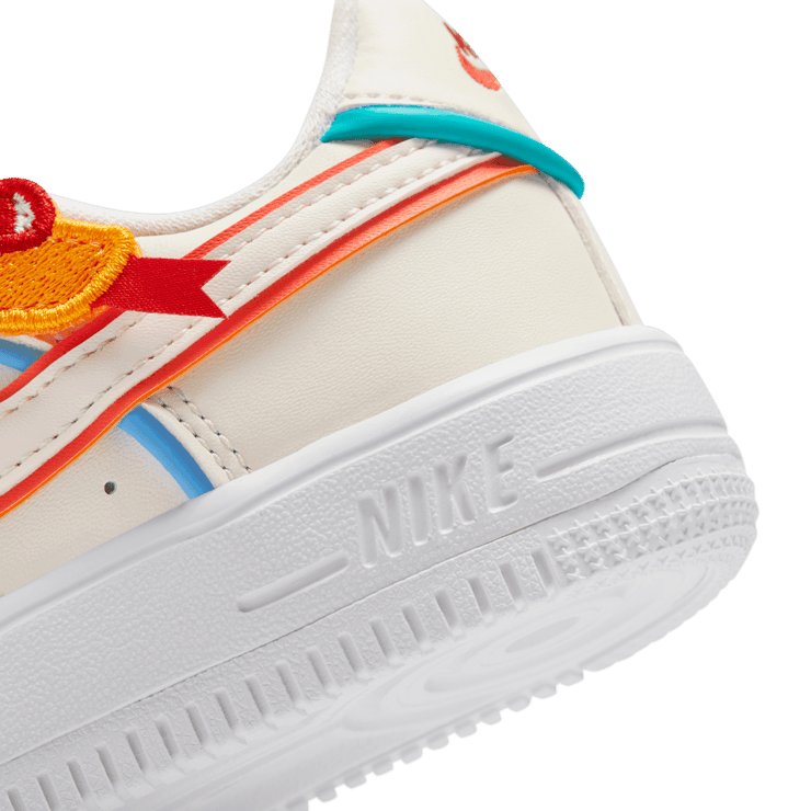 Nike Force 1 Low LV8 EasyOn Angle 5