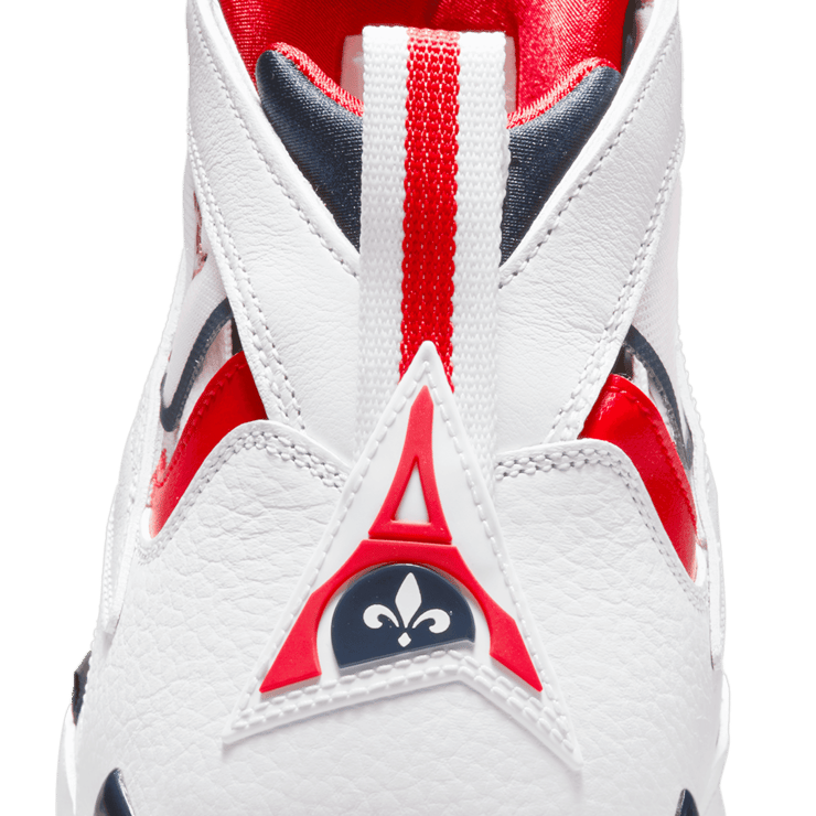 Jordan 7 Retro BCFC Paris Saint-Germain PSG (2021) Angle 6