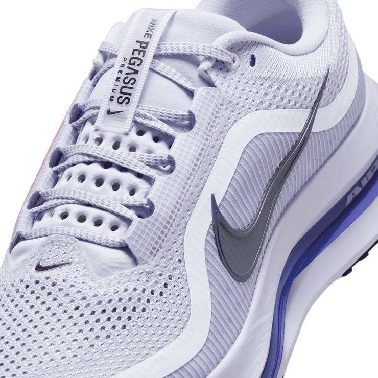 Nike Pegasus Premium Ghost Persian Violet Angle 4