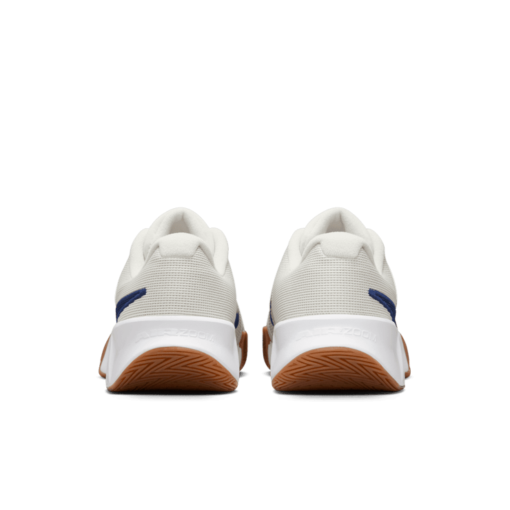 Nike GP Challenge Pro Hard Court Tennis Angle 3