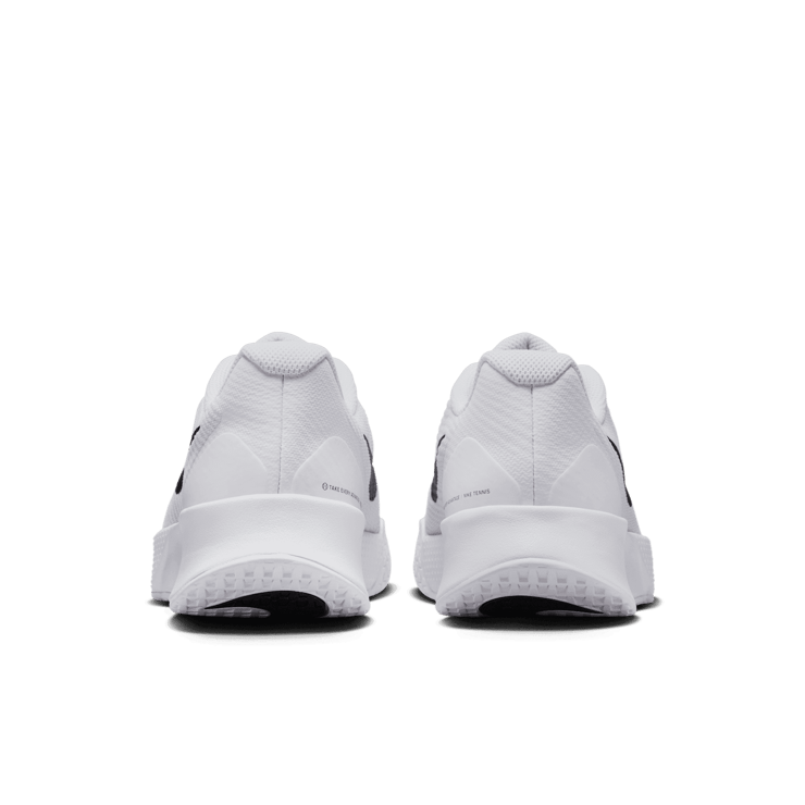 Nike Vapor Lite 3 Hard Court Tennis Angle 3