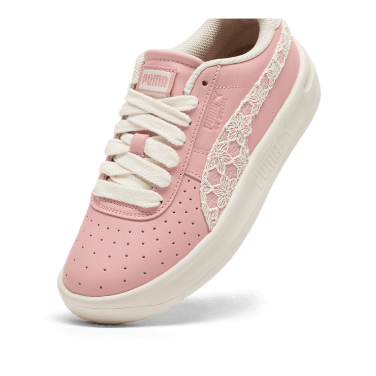 PUMA GV Special Bloom Sneakers in Pink Angle 2