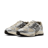 Nike Air Pegasus 2K5 Photon Dust Sail Angle 2