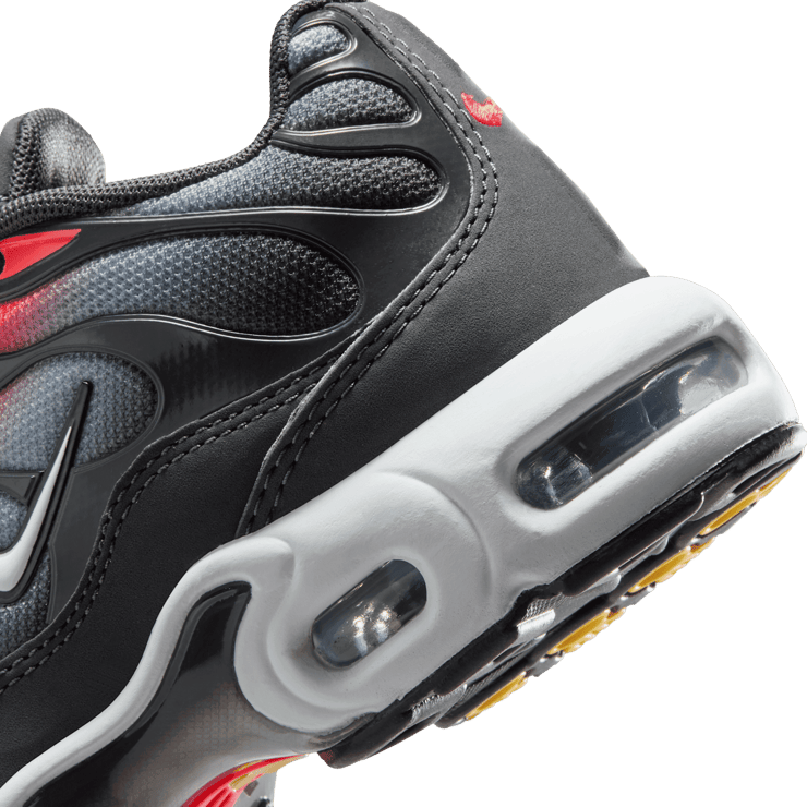 Nike Air Max Plus Angle 5