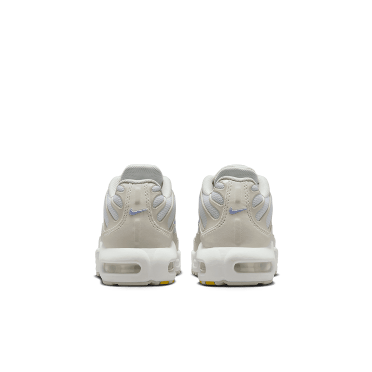 Nike Air Max Plus Angle 3