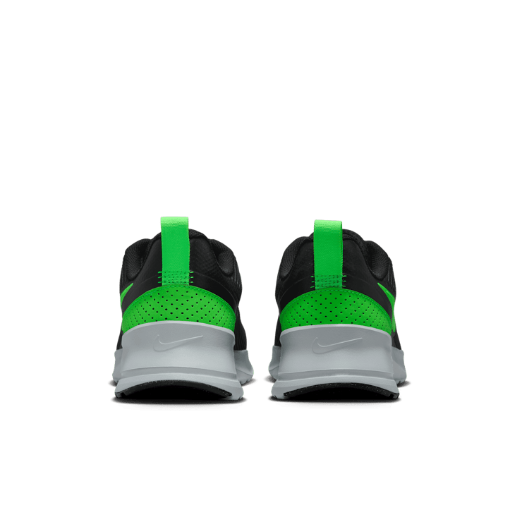 Nike Air Max Nuaxis Angle 3