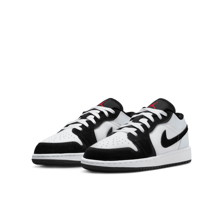 Air Jordan 1 Low  'Panda Toe' (GS) Angle 2