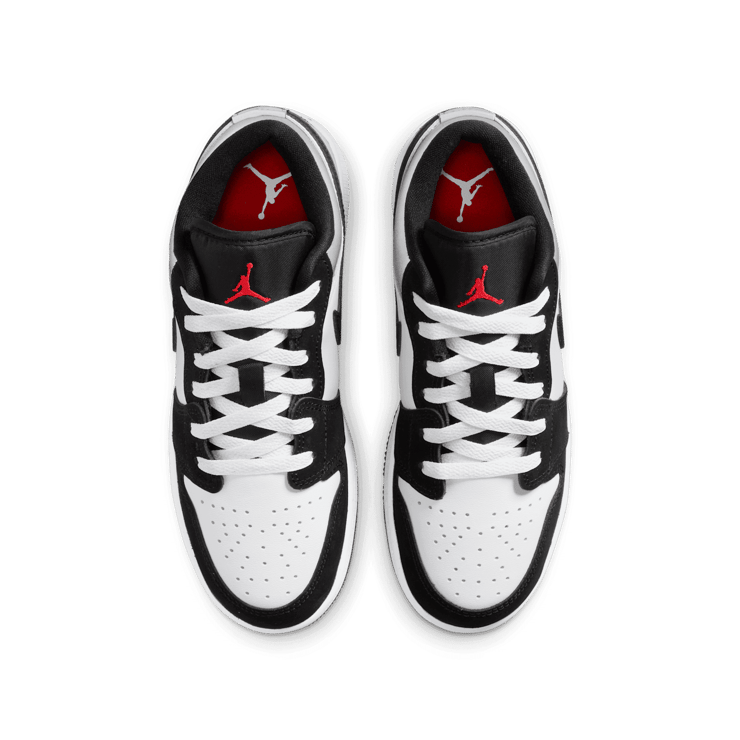 Air Jordan 1 Low 'Panda Toe' (GS) Angle 1