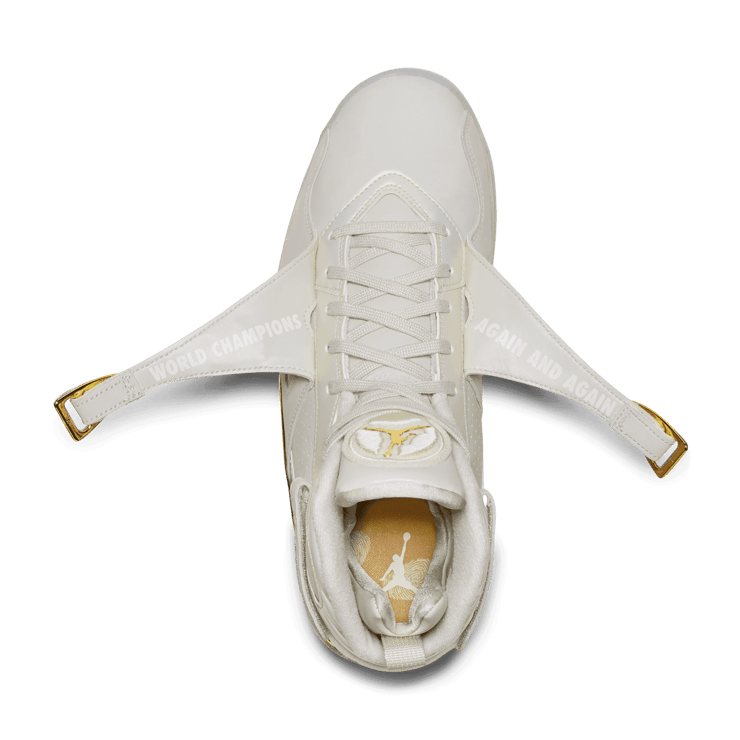 Jordan 8 Retro Champagne Angle 4