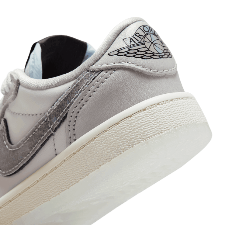 Air Jordan 1 Retro Low OG 'Year of the Snake' (PS) Angle 5