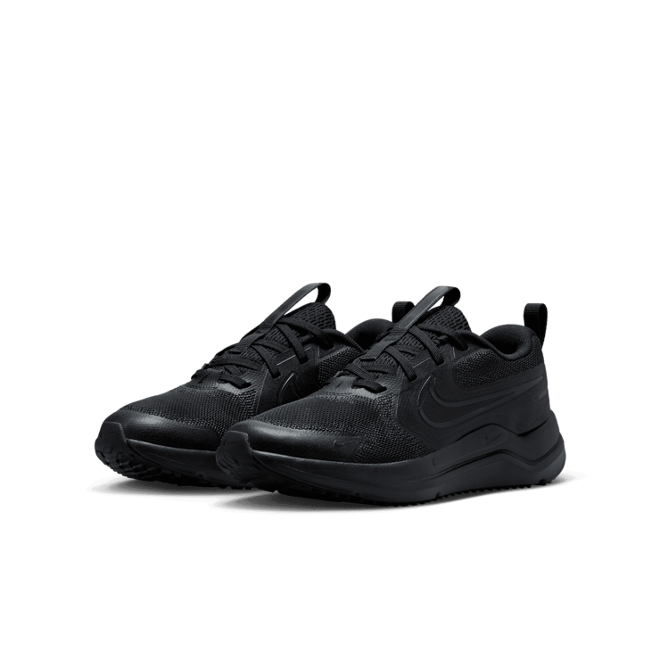 Nike Cosmic Runner Road Angle 2