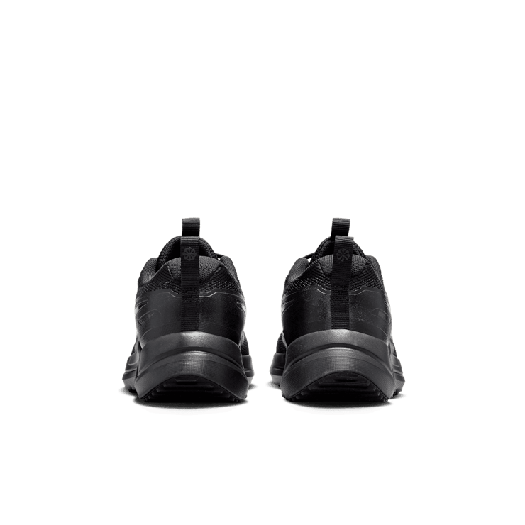 Nike Cosmic Runner Road Angle 3