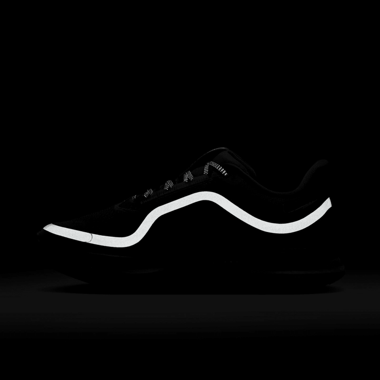 Nike Air Pegasus Premium Black Metallic Silver Angle 9