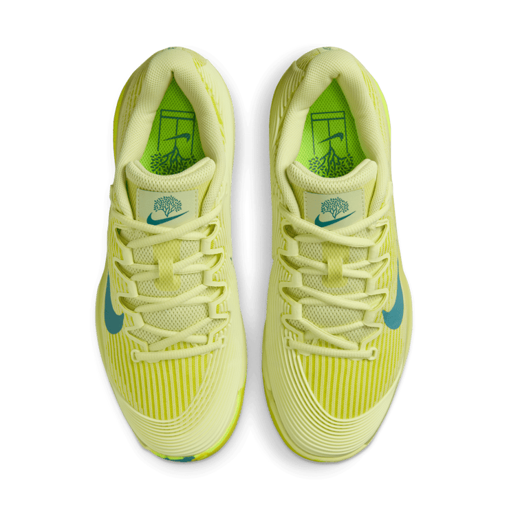 Nike Vapor 12 Premium Hard Court Tennis Angle 1