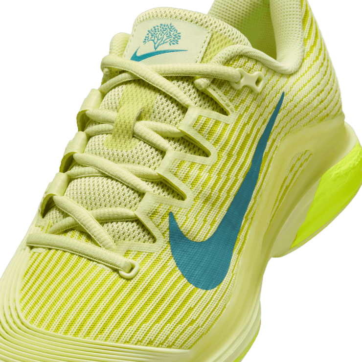 Nike Vapor 12 Premium Hard Court Tennis Angle 4