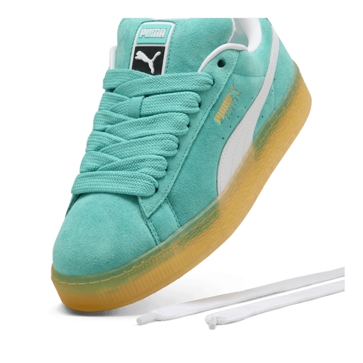 PUMA Suede XL Sneakers in Green Angle 2