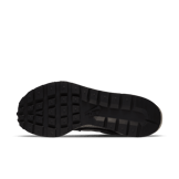 Nike Vaporwaffle sacai Villain Red Neptune Green Angle 0