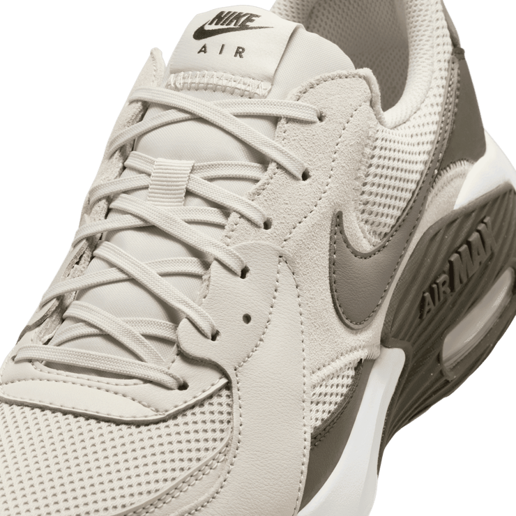 Nike Air Max Excee Angle 4