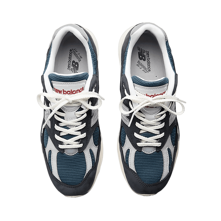 New Balance 991v2 Made in UK Vintage Navy Angle 1