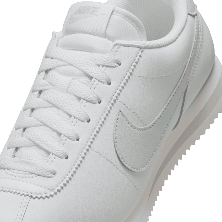 Nike Cortez Leather Angle 4