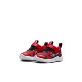 Nike Cosmic Runner Angle 2