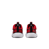 Nike Cosmic Runner Angle 3