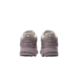 New Balance 1906W Ice Wine Angle 4