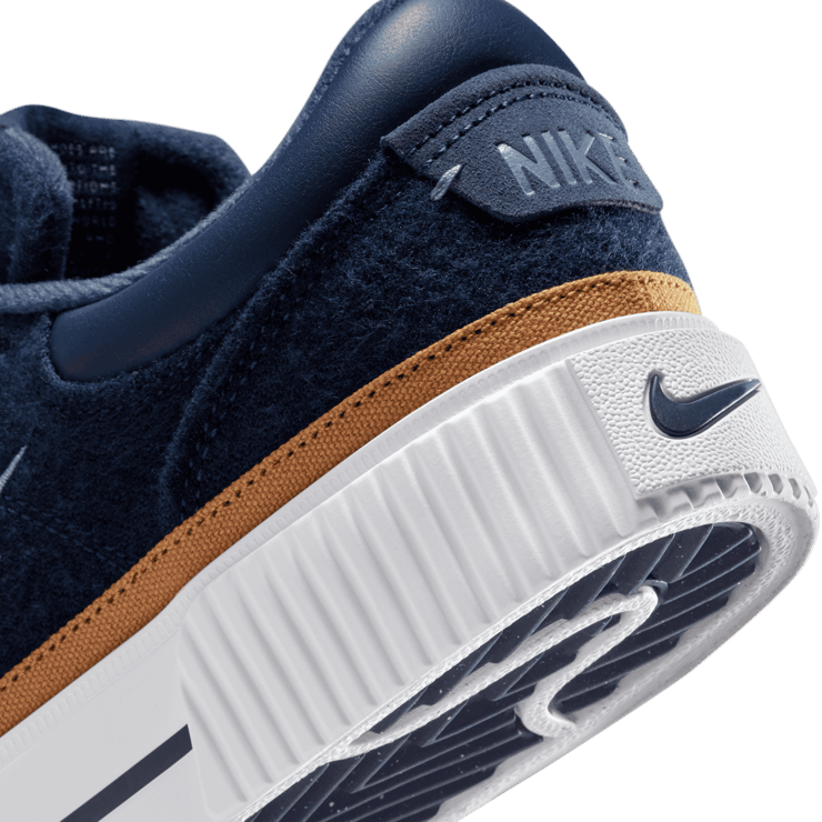 Nike Court Legacy Lift Angle 5