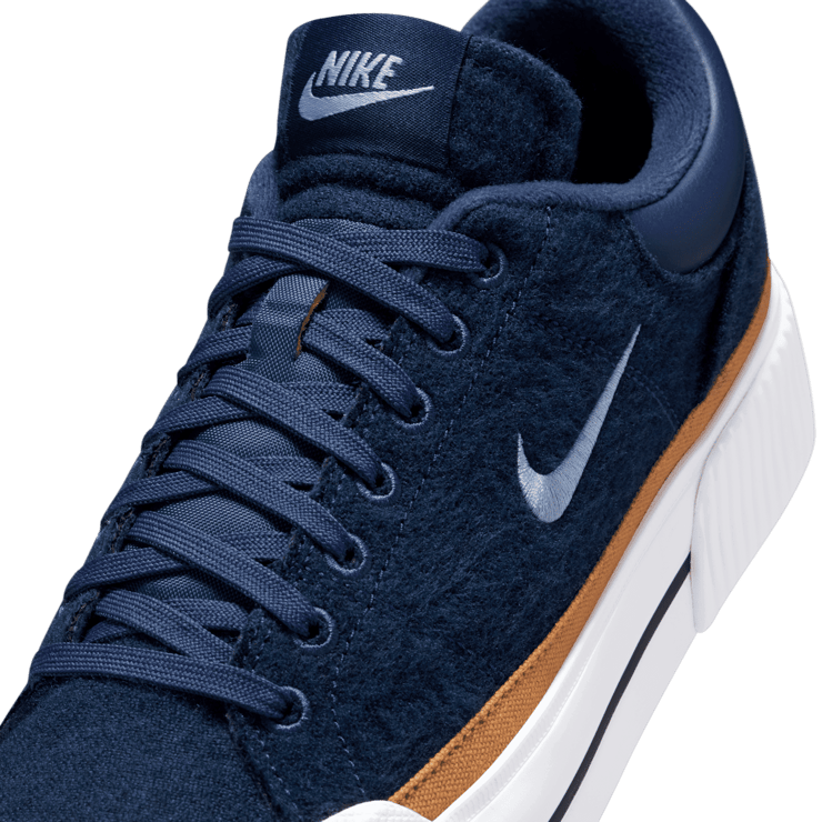 Nike Court Legacy Lift Angle 4