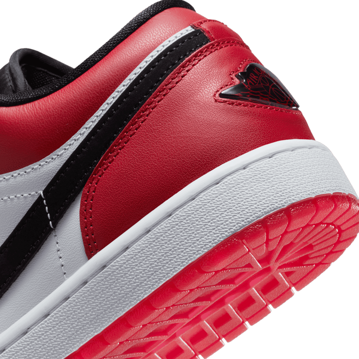 Air Jordan 1 Low SE Black Toe Angle 5