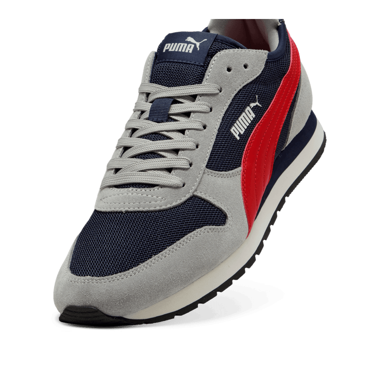 PUMA ST MILER Sneakers in Blue Angle 3