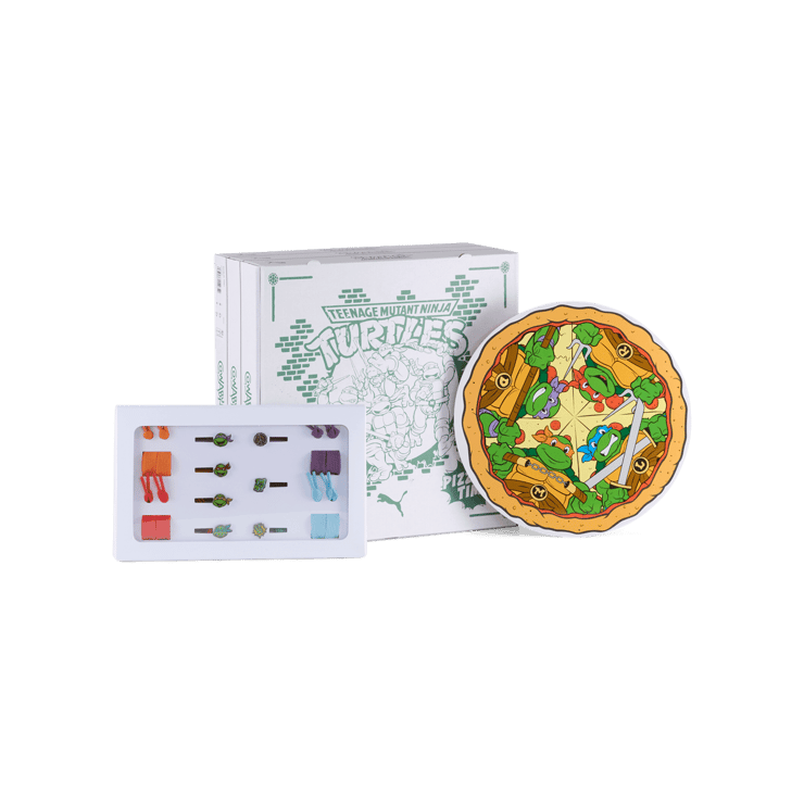 PUMA x TMNT Suede XL Sneakers in Green Angle 5