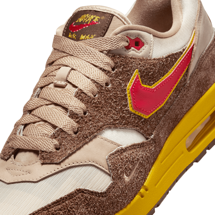 Nike Air Max 1 .SWOOSH Big Head Origins Angle 10
