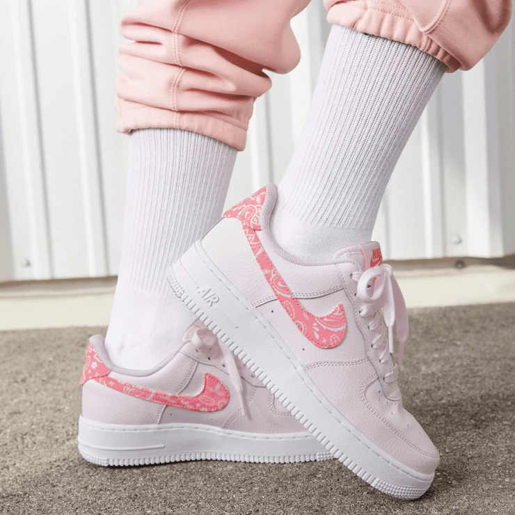 Nike Air Force 1 Low Paisley Pearl Pink (W) Angle 7