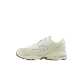 New Balance 1000 Sea Salt Lilac (GS) Angle 4