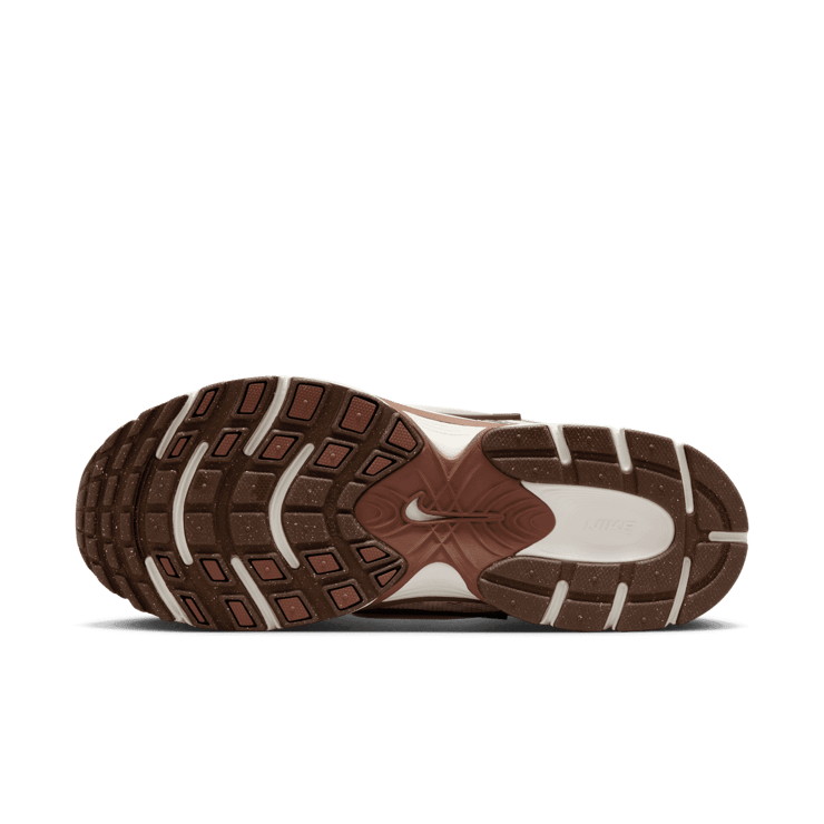 Nike V5 RNR Angle 0