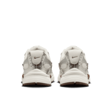 Nike V5 RNR Angle 3