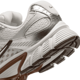 Nike V5 RNR Angle 5