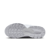 Nike V5 RNR Angle 0